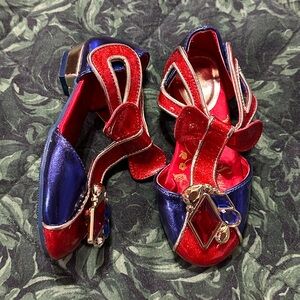 Snow White shoes